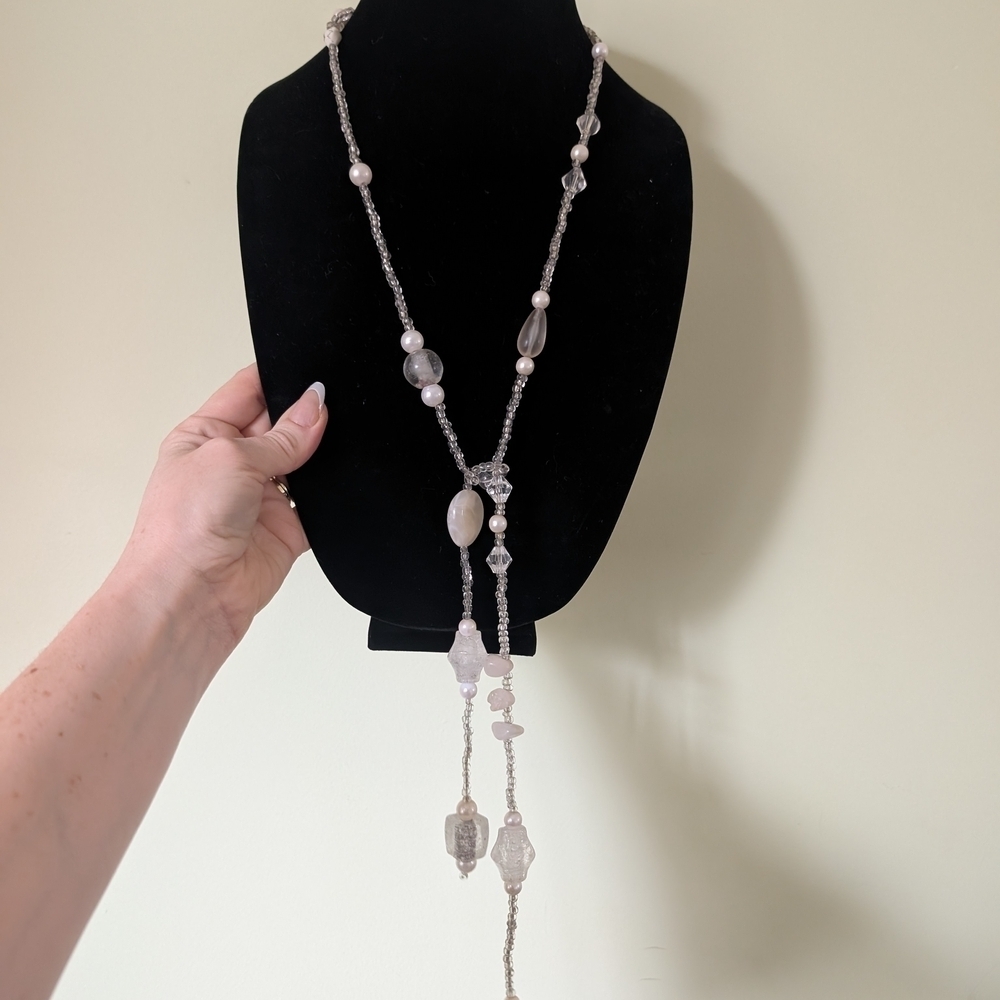 Elegant Faux Pearl and Crystal Necklace